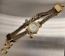 Load image into Gallery viewer, Love Pendant Ladies Watch/Bracelet (4 Colors)
